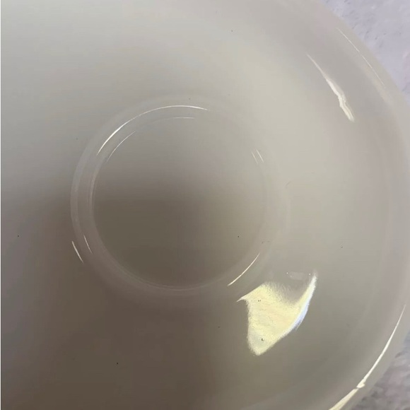 Vintage Federal Milk Glass Lunch Snack Plate + TeaCup Rosecrest Red Roses 2 Sets - Picture 10 of 12